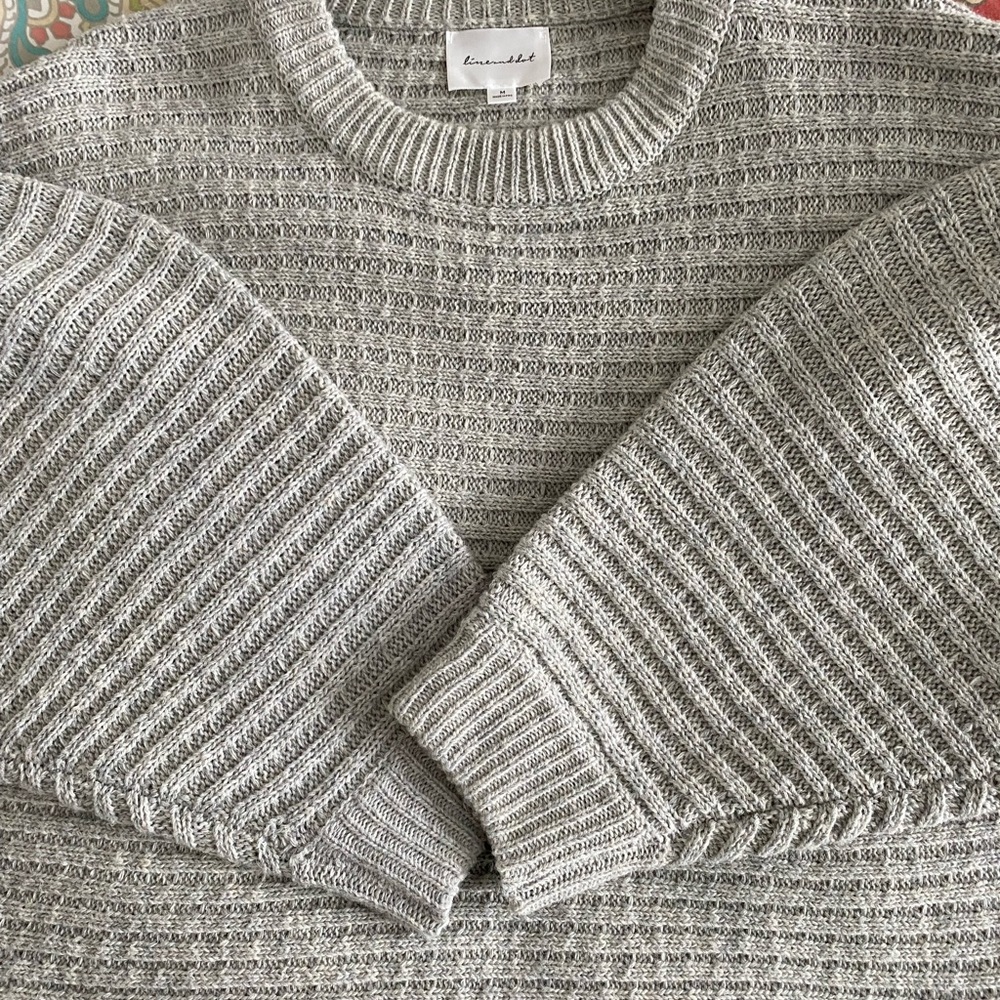 Line & Dot balloon sleeve sweater. NWOT
